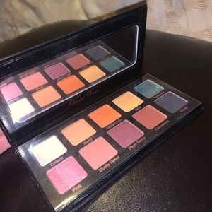 Violet Voss eyeshadow pallet